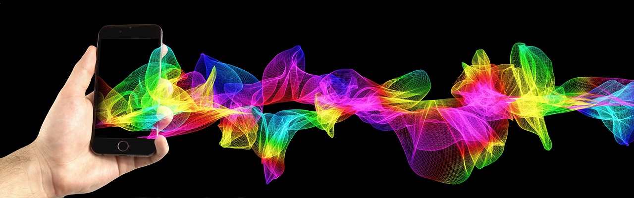 短信轰炸源码实名账号：实名账号在视频、音频、图片和文字信息体验中的应用