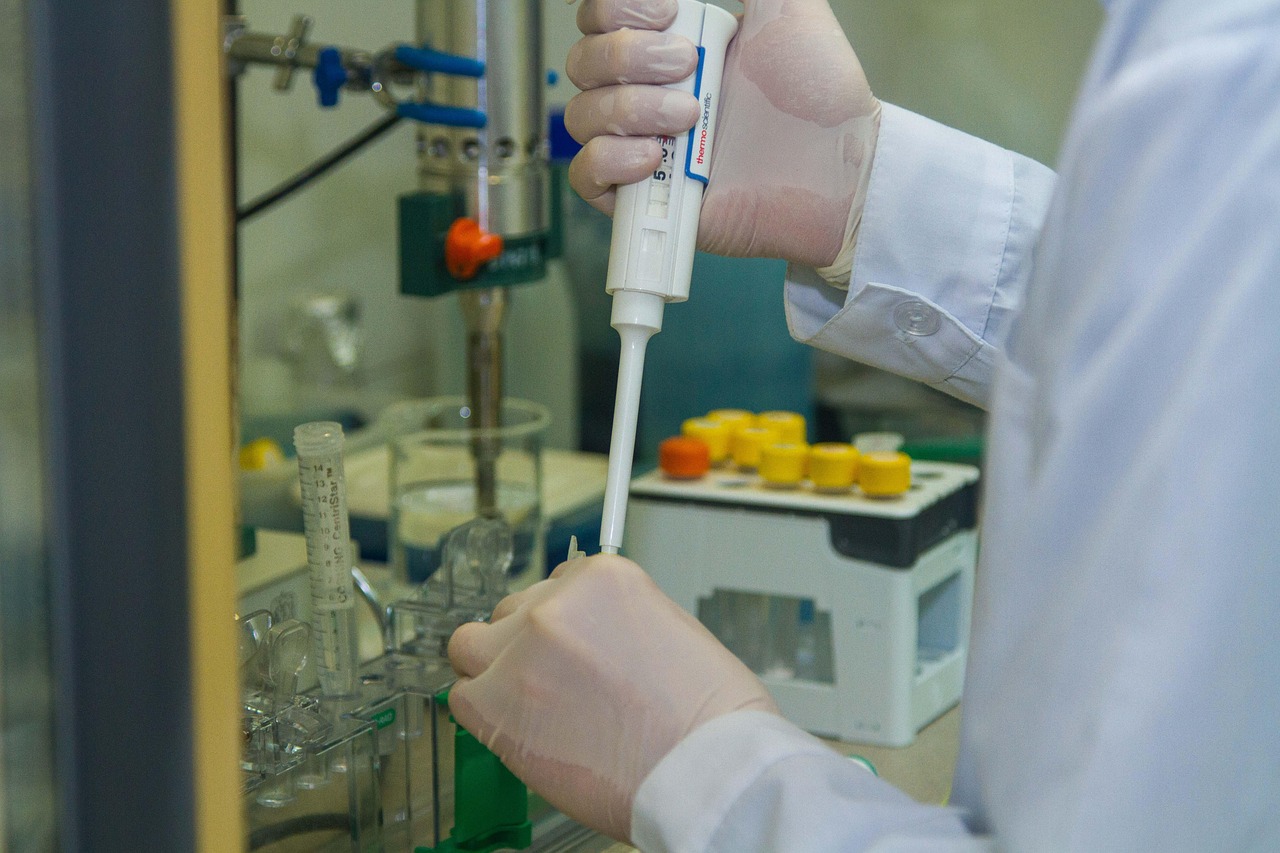 崩坏：星穹铁道辅助- 明星图片详情下载教程app